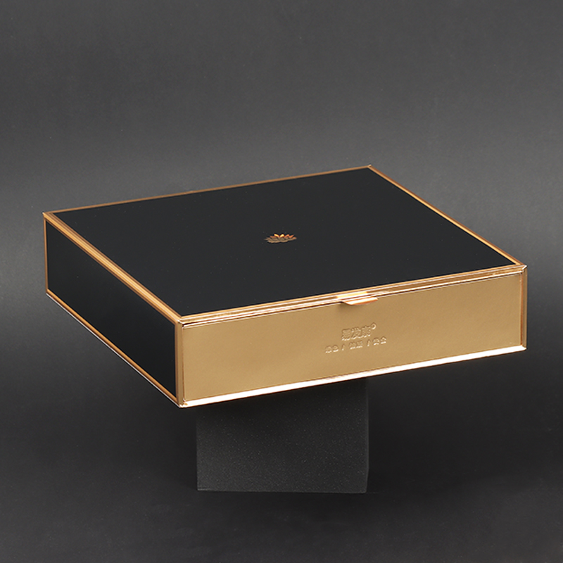 Perfume box